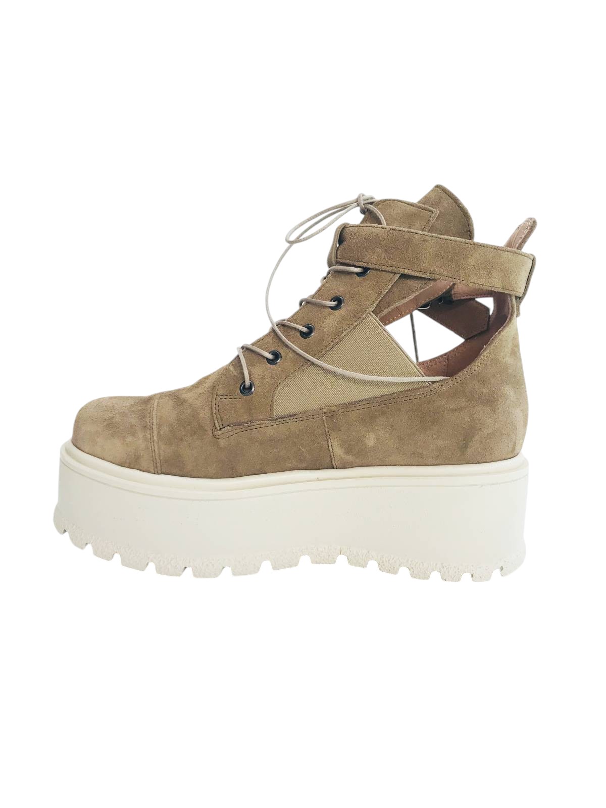 ghete-adonia-03-Photoroom